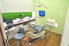 Wisdom Teeth Removal Surgery in Singapore