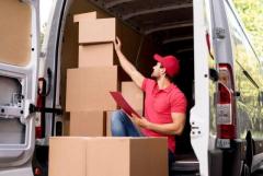 Globally Guided: Collins Movers Pioneers International Relocation in Singapore