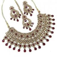 A Rising Trend in Kundan Necklaces