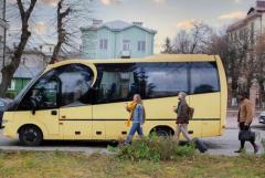 Luxurious Travel for Groups: Private Bus Charter Options