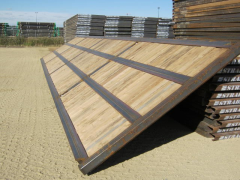 Durable Wooden Rig Mats for Construction Sites