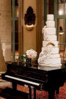 Contact us for the Wedding Cake in Los Angeles