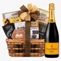 Buy online Veuve Clicquot Gift Basket - Secure Delivery