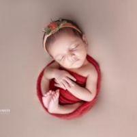 What New Parents Need to Know Before Hiring a Newborn Photographer in Sivakasi?